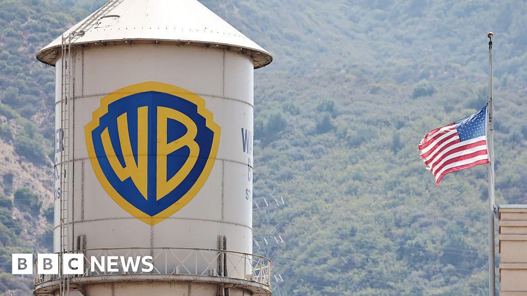 Warner Bros hissedarları Paramount'un 111 milyar dolarlık satın alımını onayladı